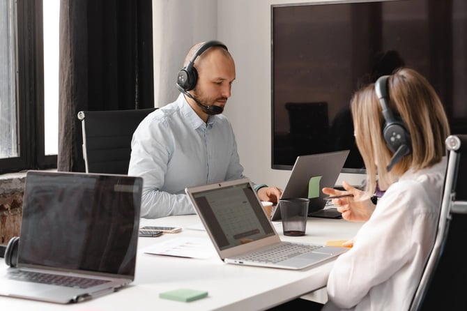 Call forwarding or redirection: solutions to optimize inbound call management