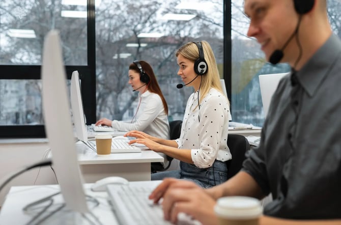 5 problèmes majeurs du service client résolus grâce à l’IA
