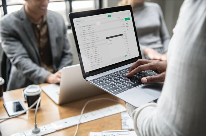 Intégrez un mailbot pour optimiser votre service client